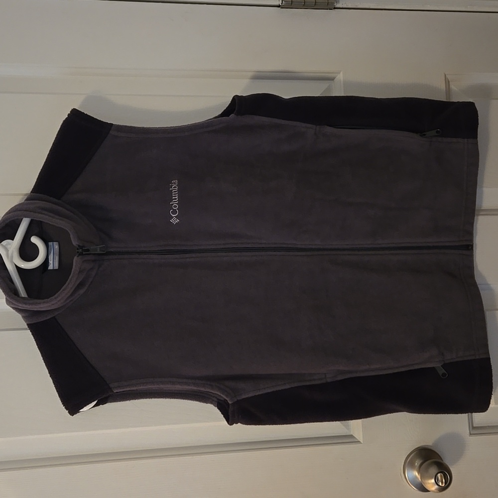 Mens L Columbia Charcoal AND BLACK Sleeveless Fleece Vest